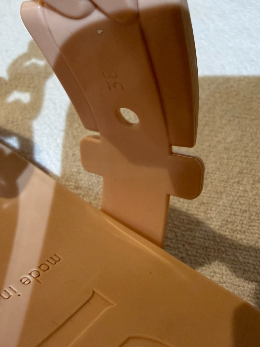 Gucci Beige Chain-Link Buckle Slide Sandals - Picture 10 of 16